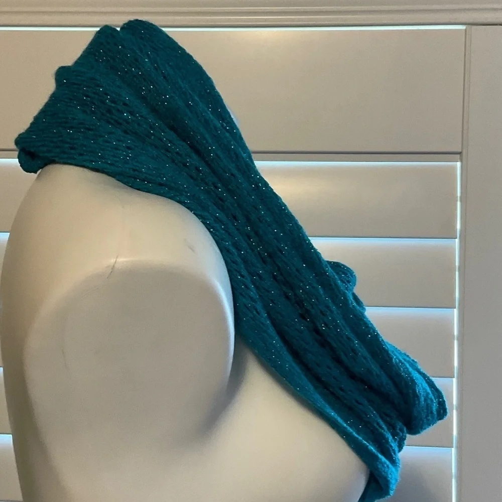 Chic Teal Knit Infinity Scarf